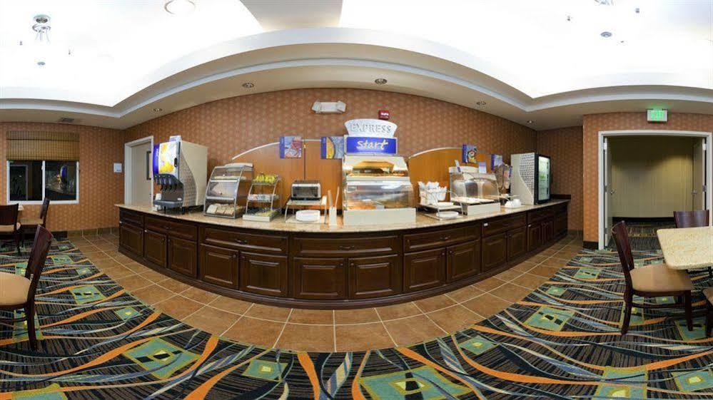西柯萨奇快捷假日&套房酒店 West Coxsackie 外观 照片